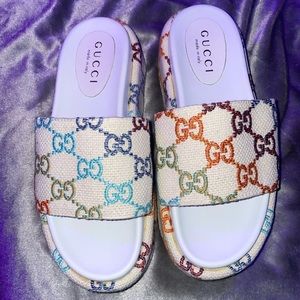 🌈Colorful Platform Slides 🌈